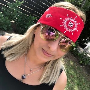 Head band with easy zipper